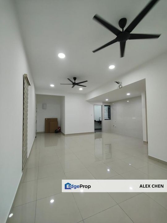 Alstonia Residence Condo For Sale, Sungai Long, 4R, 3B, 2 Parking Lot, Selangor, Bandar Sungai Long