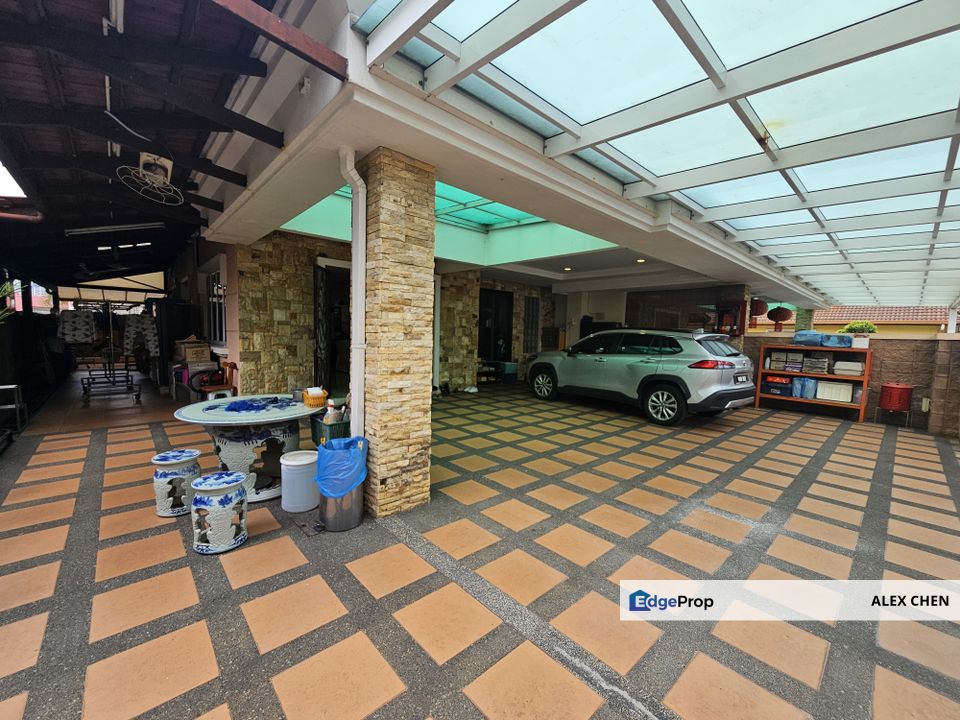 Taman Naga Emas House for Sale, 3-Storey Superlink Semi-D @ Salak South Garden, Kuala Lumpur, Salak Selatan