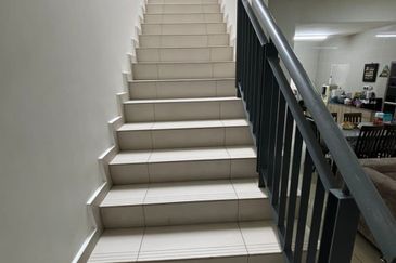 2 storey house for sale @ Valley West Horizon Hills 