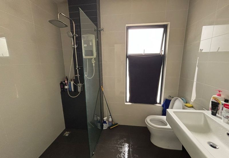 2 storey house for sale @ Valley West Horizon Hills 