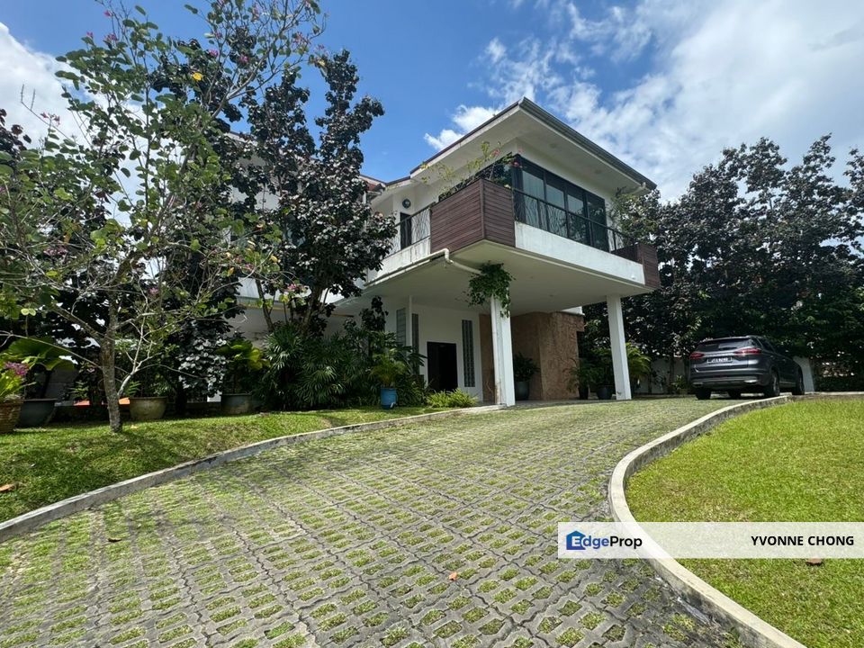 Ledang Heights bungalow house with swimming pool for rent , Johor, 