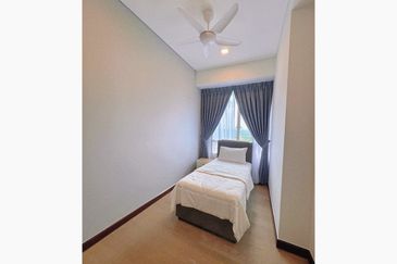 Puteri Cove Residences