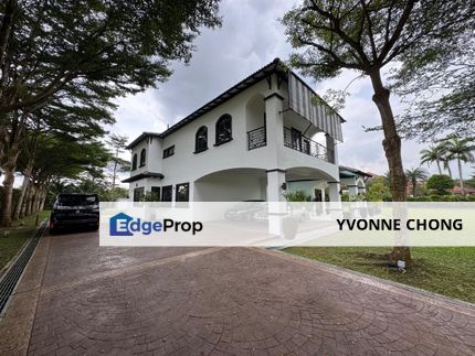 2 storey bungalow house with swimming pool for rent @ Leisure Farm , Johor, Gelang Patah