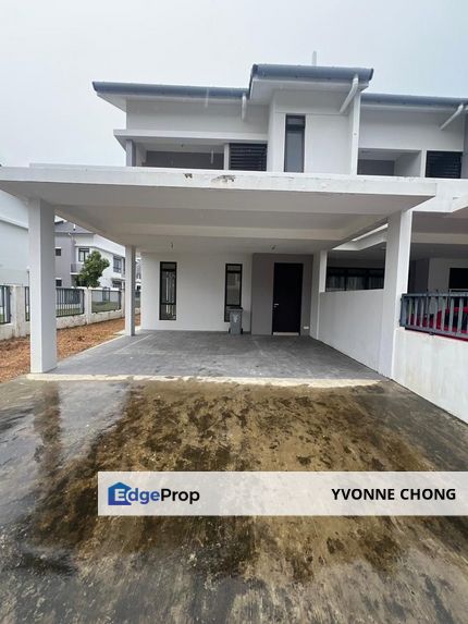 Endlot with land 2 storey house for sale @ Aspira Lakehomes , Johor, Gelang Patah