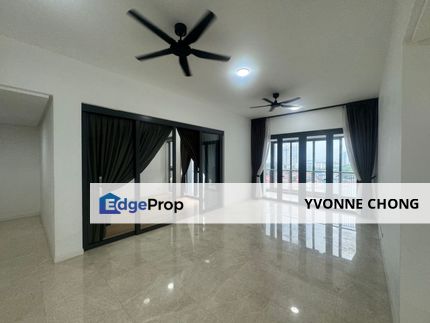 Unfurnished 4 bedrooms for sale @ Astaka one Bukit Senyum, Johor, Johor Bahru