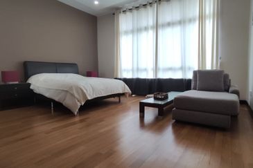 The Straits View Residences