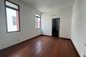 The Canal Garden South, Horizon Hills