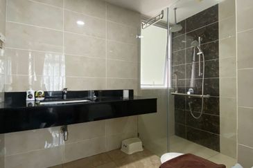 Paradiso Nuova Medini