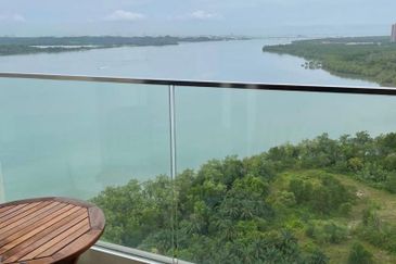 Puteri Cove Residences