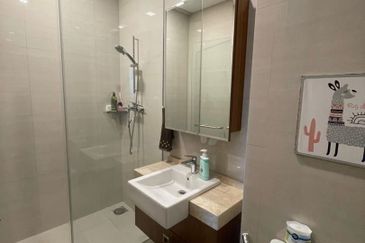 Puteri Cove Residences