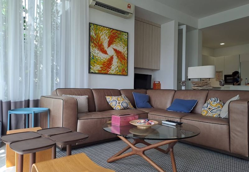 Emerald Bay @ Puteri harbour