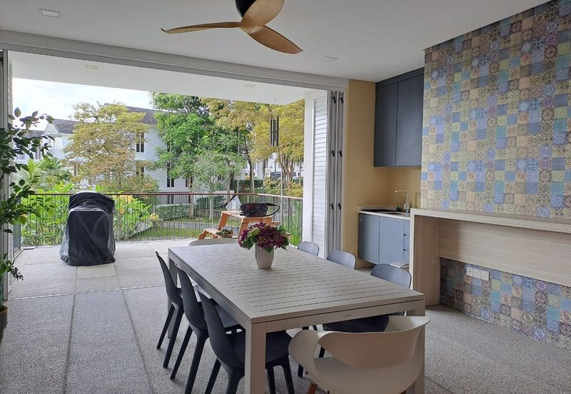 Emerald Bay @ Puteri harbour