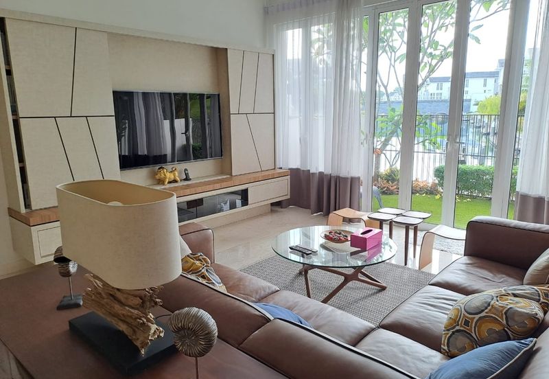 Emerald Bay @ Puteri harbour