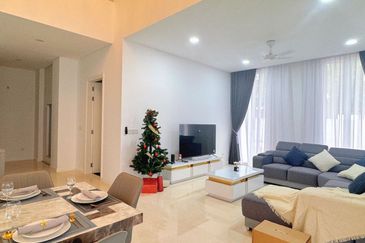 Emerald Bay @ Puteri harbour