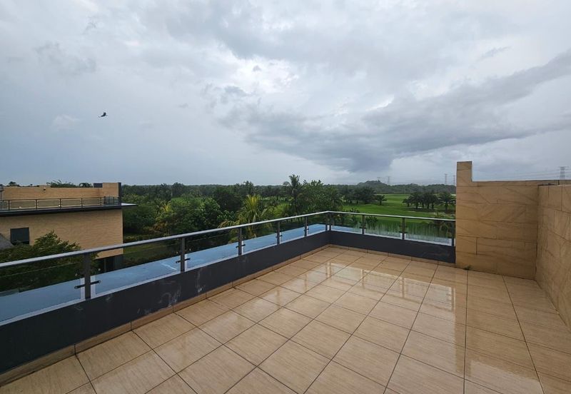 Golf & Resort Forest City, Fringe Villa