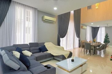 Emerald Bay @ Puteri harbour