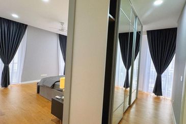 Emerald Bay @ Puteri harbour