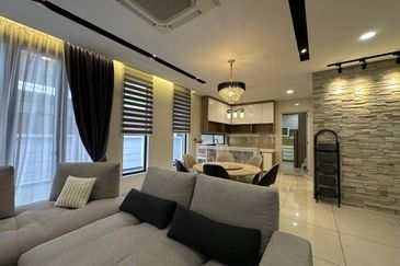 The Canal Garden South, Horizon Hills