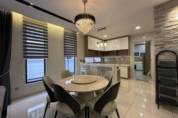 The Canal Garden South, Horizon Hills