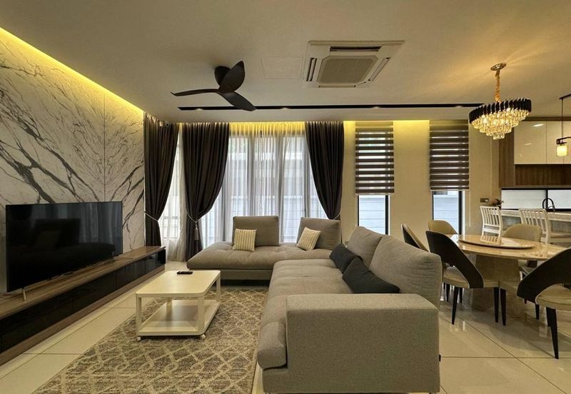 The Canal Garden South, Horizon Hills