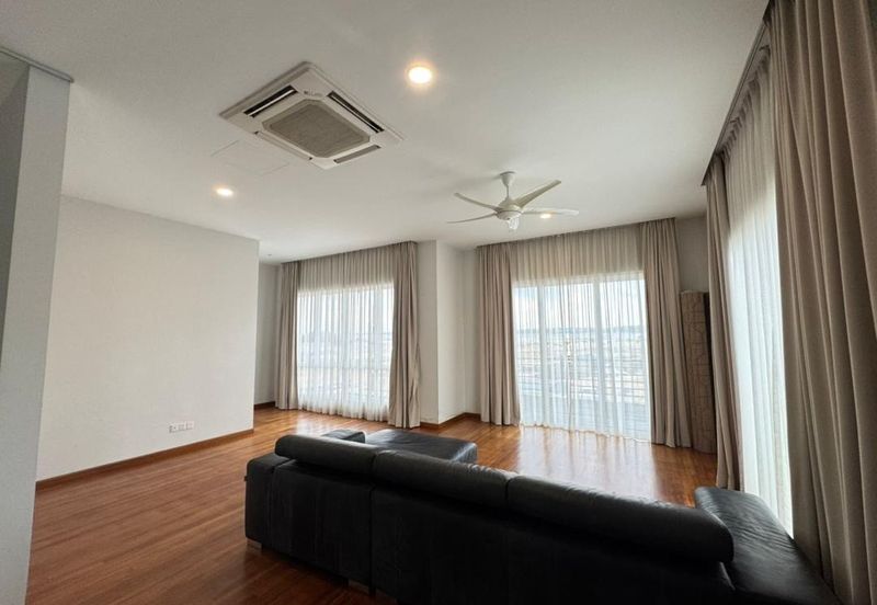 Isola Villa @ Senibong Cove