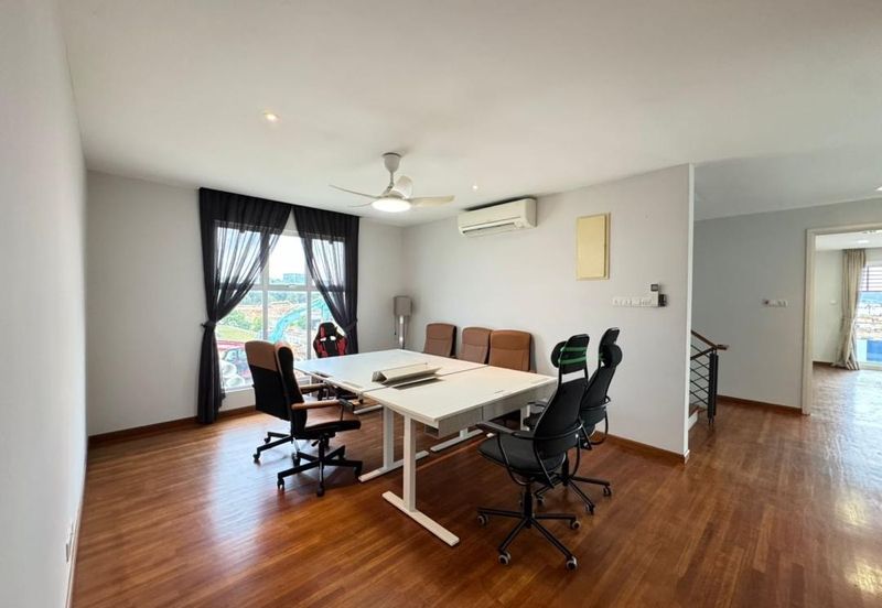 Isola Villa @ Senibong Cove