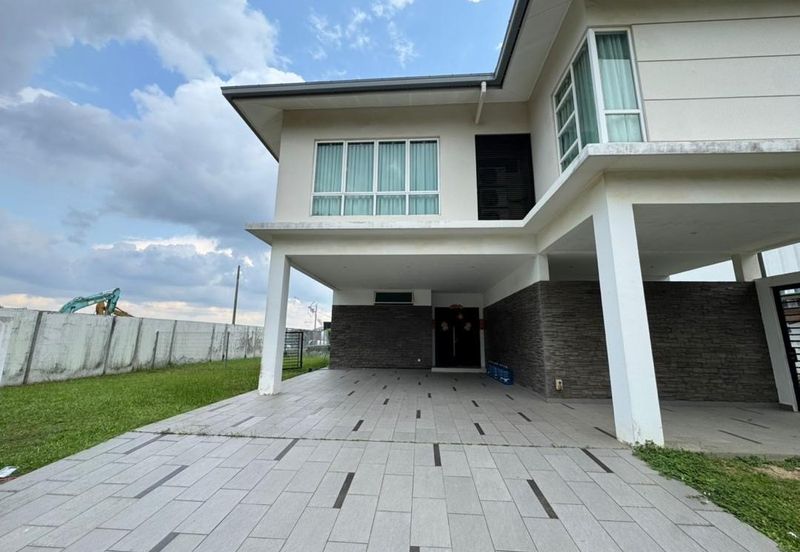 Isola Villa @ Senibong Cove