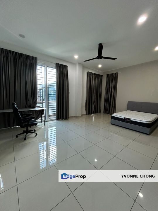 3 storey semi D house for rent @ Nusa Sentral , Johor, 