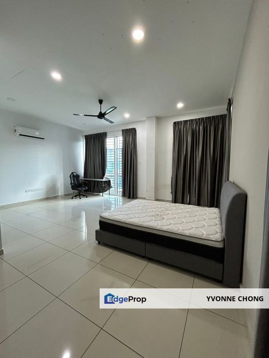 3 storey semi D house for rent @ Nusa Sentral , Johor, 