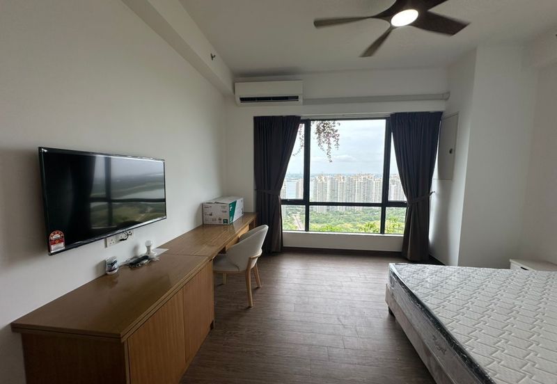 Carnelian Tower Forest City