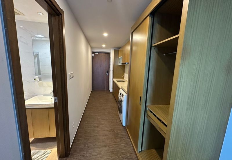 Carnelian Tower Forest City