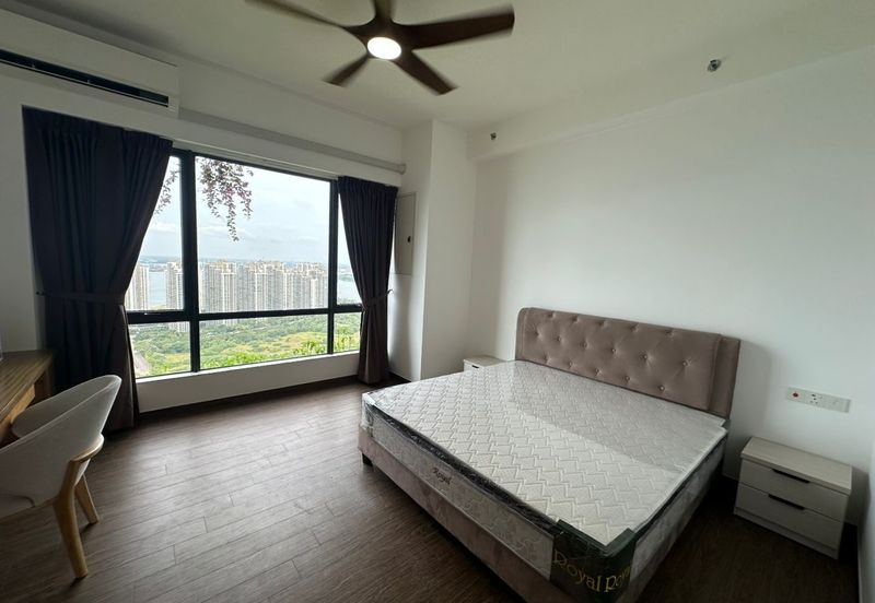 Carnelian Tower Forest City