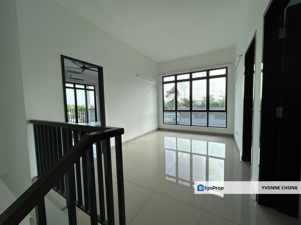 Partial furnished 2 storey terrace house for rent @ Aspira Lakehomes Gelang Patah , Johor, Gelang Patah