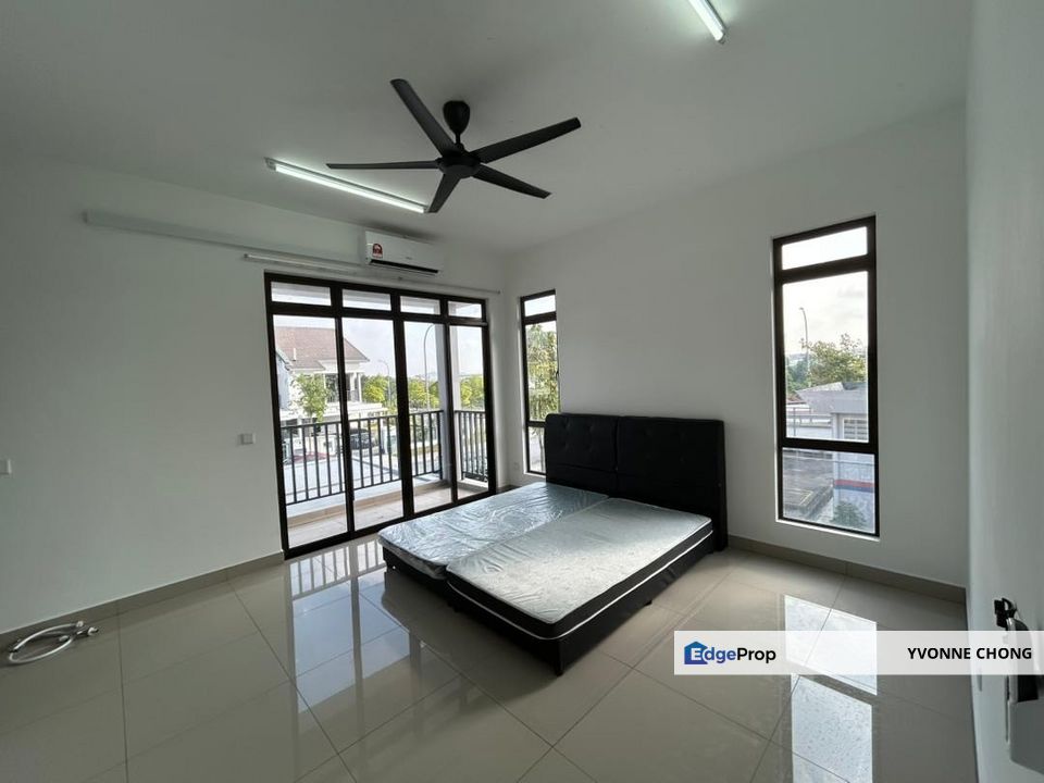 Partial furnished 2 storey terrace house for rent @ Aspira Lakehomes Gelang Patah , Johor, Gelang Patah