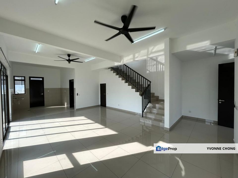 Partial furnished 2 storey terrace house for rent @ Aspira Lakehomes Gelang Patah , Johor, Gelang Patah