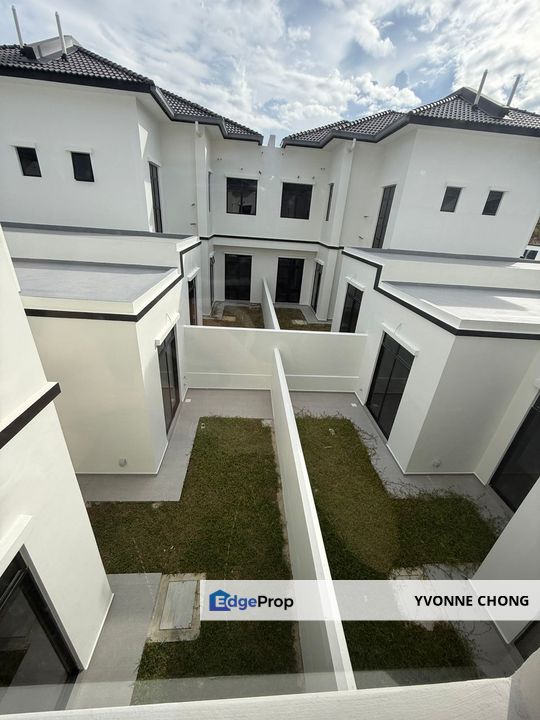 Brand new 2 storey link , Johor, Nusajaya