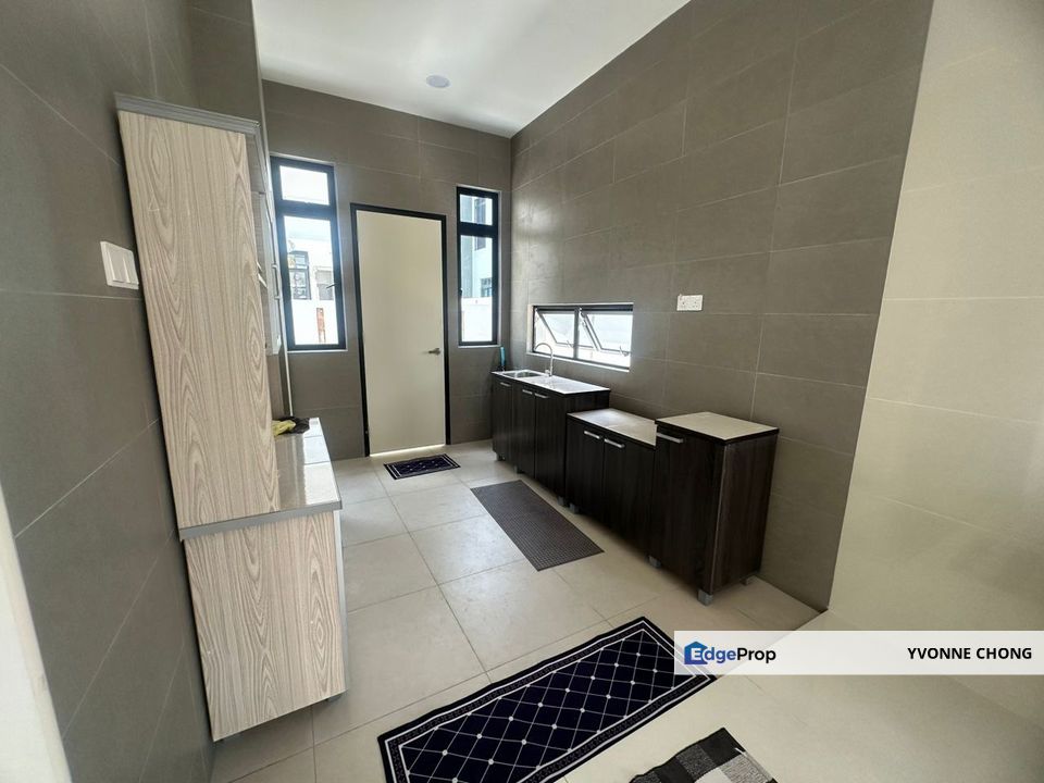 2 storey semi D for rent @ Danga Sutera Skudai , Johor, Skudai