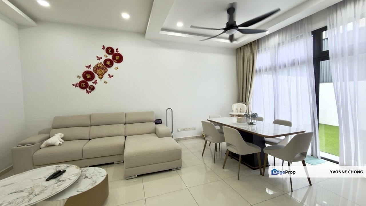 Renovated 2 storey cluster house for sale @ Sunway Emerald Residence Medini Iskandar , Johor, Nusajaya