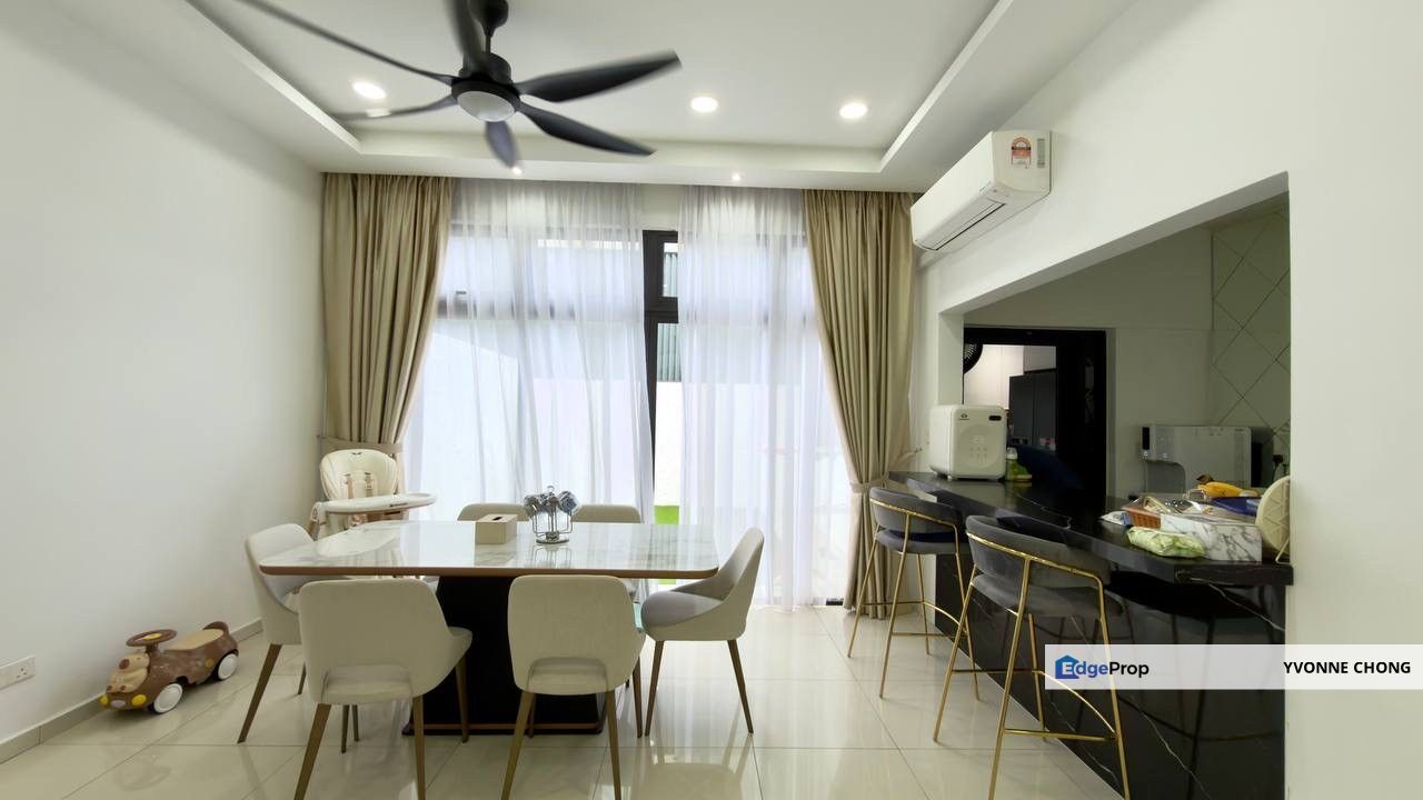 Renovated 2 storey cluster house for sale @ Sunway Emerald Residence Medini Iskandar , Johor, Nusajaya