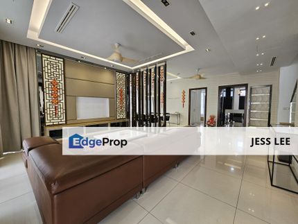Twin Palms Sungai Long Three Storey Bungalow Fully Renovated, Selangor, Kajang