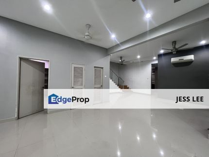 Avenue 6 Bandar Tun Hussein Onn Cheras Double Storey Semi D House Fully Extend, Selangor, Cheras