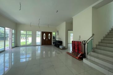 Bandar Tun Hussein Onn