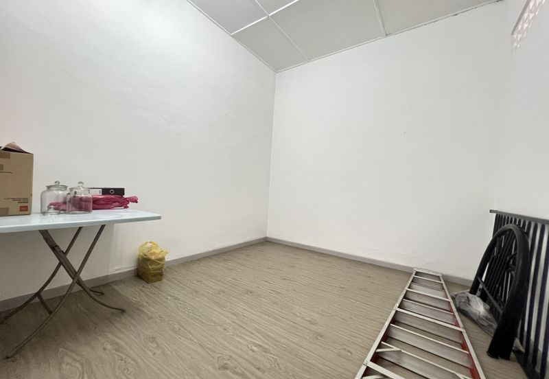 Happy Garden (Taman Gembira)