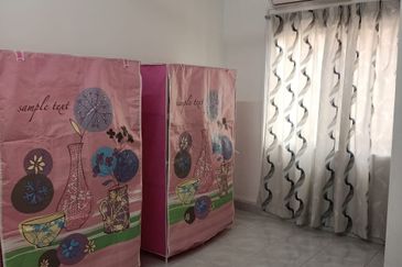 SL 4, Bandar Sungai Long