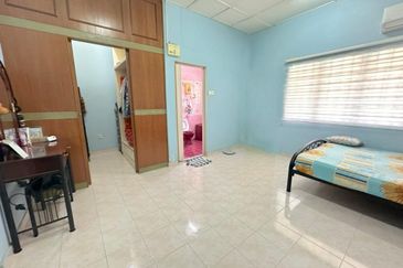 SL 6, Bandar Sungai Long