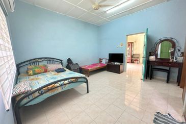 SL 6, Bandar Sungai Long