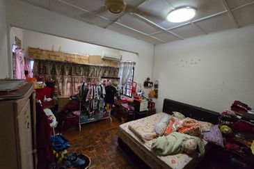 SL 6, Bandar Sungai Long