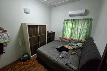 SL 6, Bandar Sungai Long