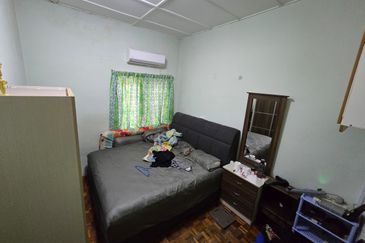 SL 6, Bandar Sungai Long