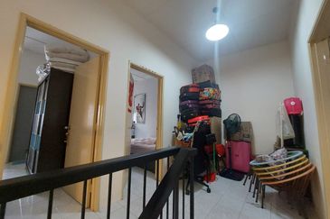 SL 9, Bandar Sungai Long